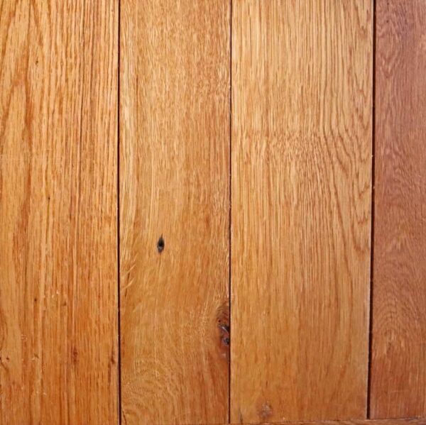 Engineered reclaimed oak flooring swatch