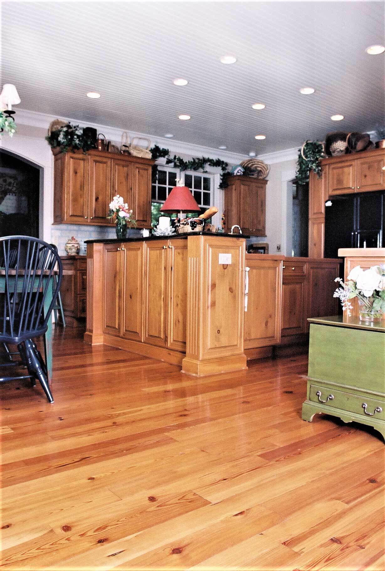 heart pine plain sawn floor in lake toxaway, nc kitchen